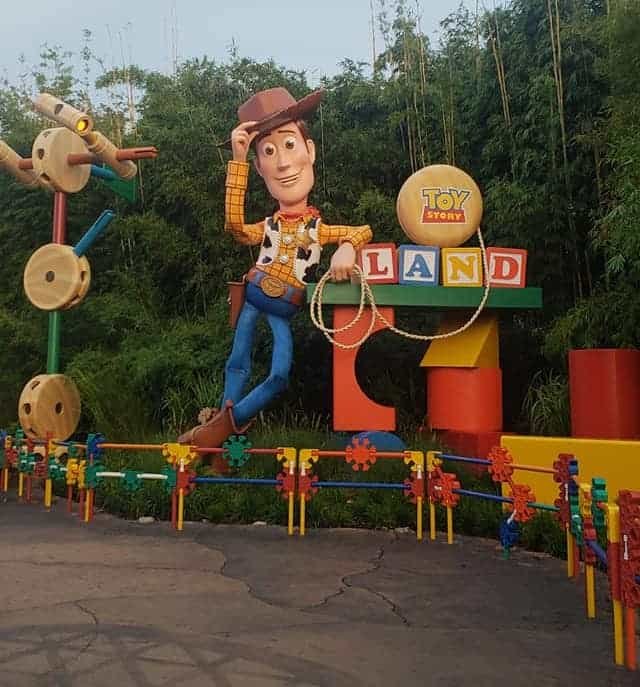 toy story land rides